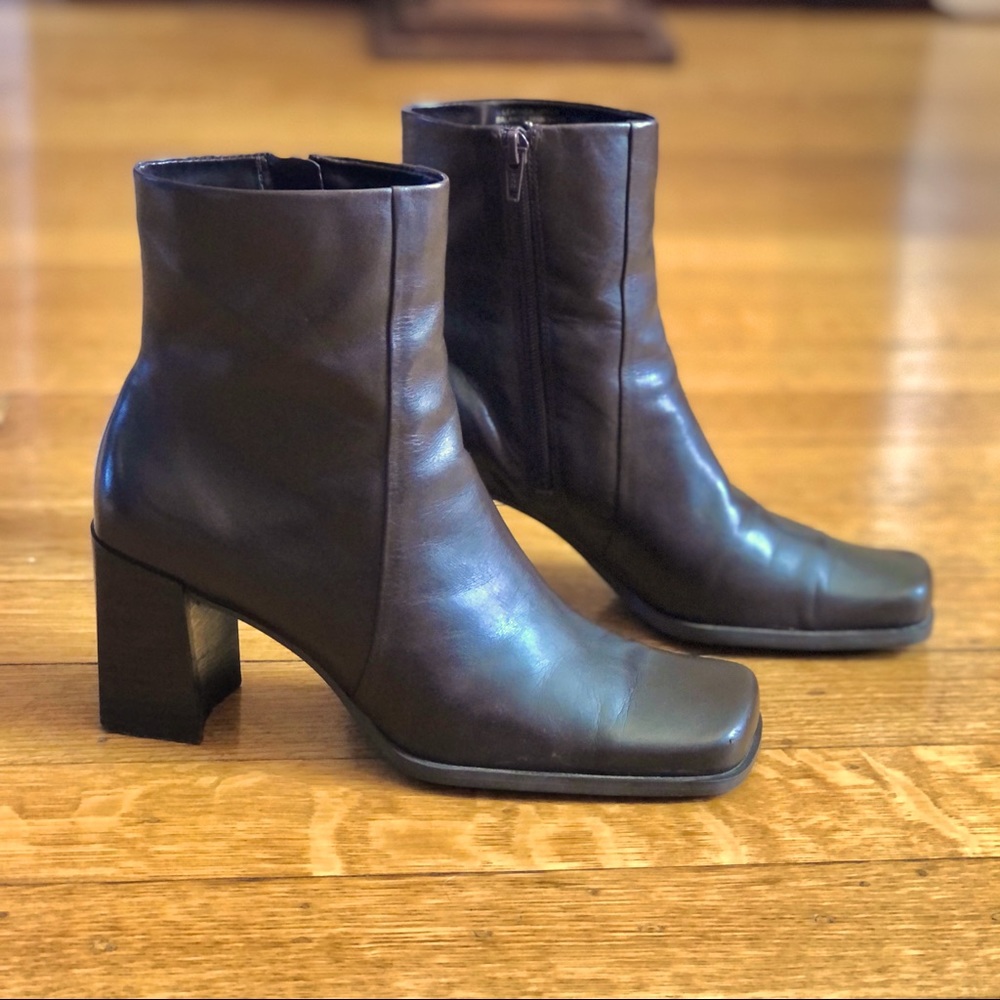 Nine & Company Square Toe Leather Ankle Boots